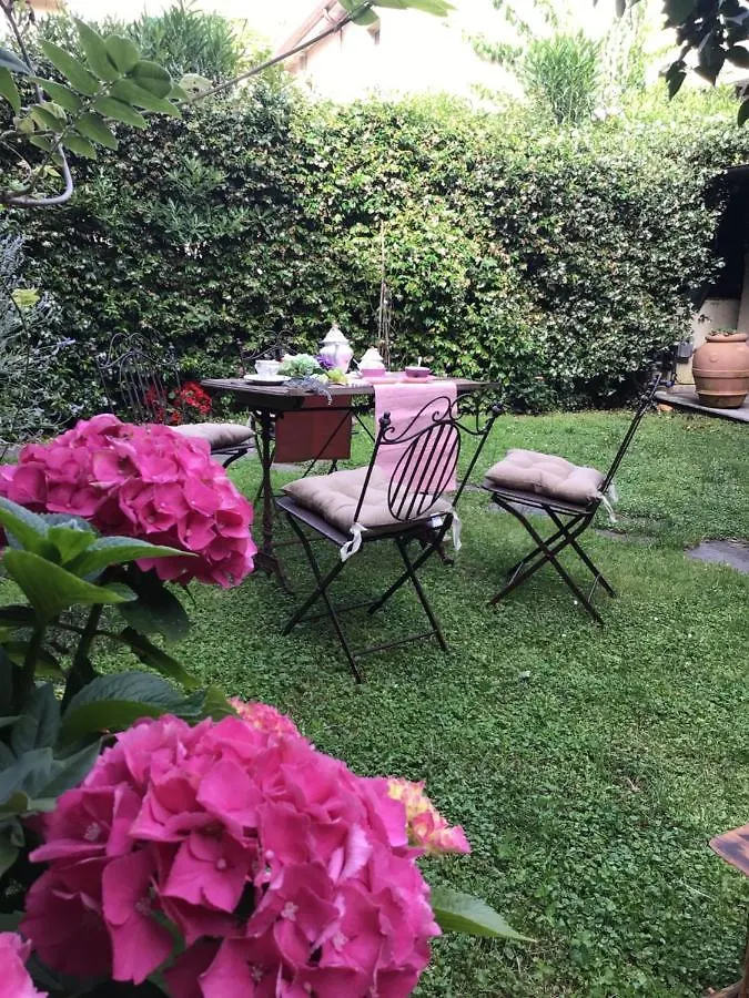 Hotel Les Renards Du Coeur Seravezza 0*,  Italia